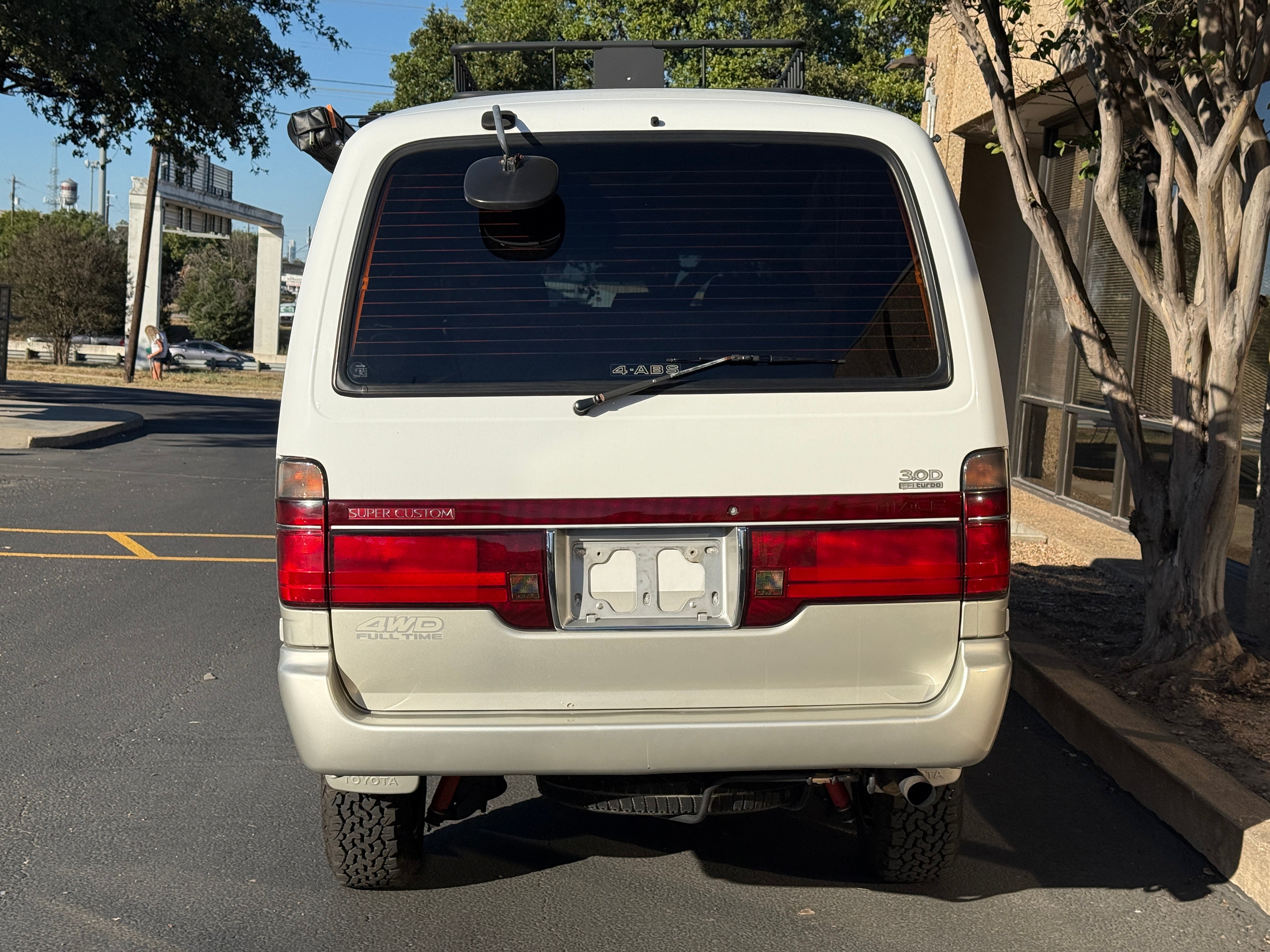 1996 Toyota Hiace Super Custom Diesel 4x4 *SOLD*