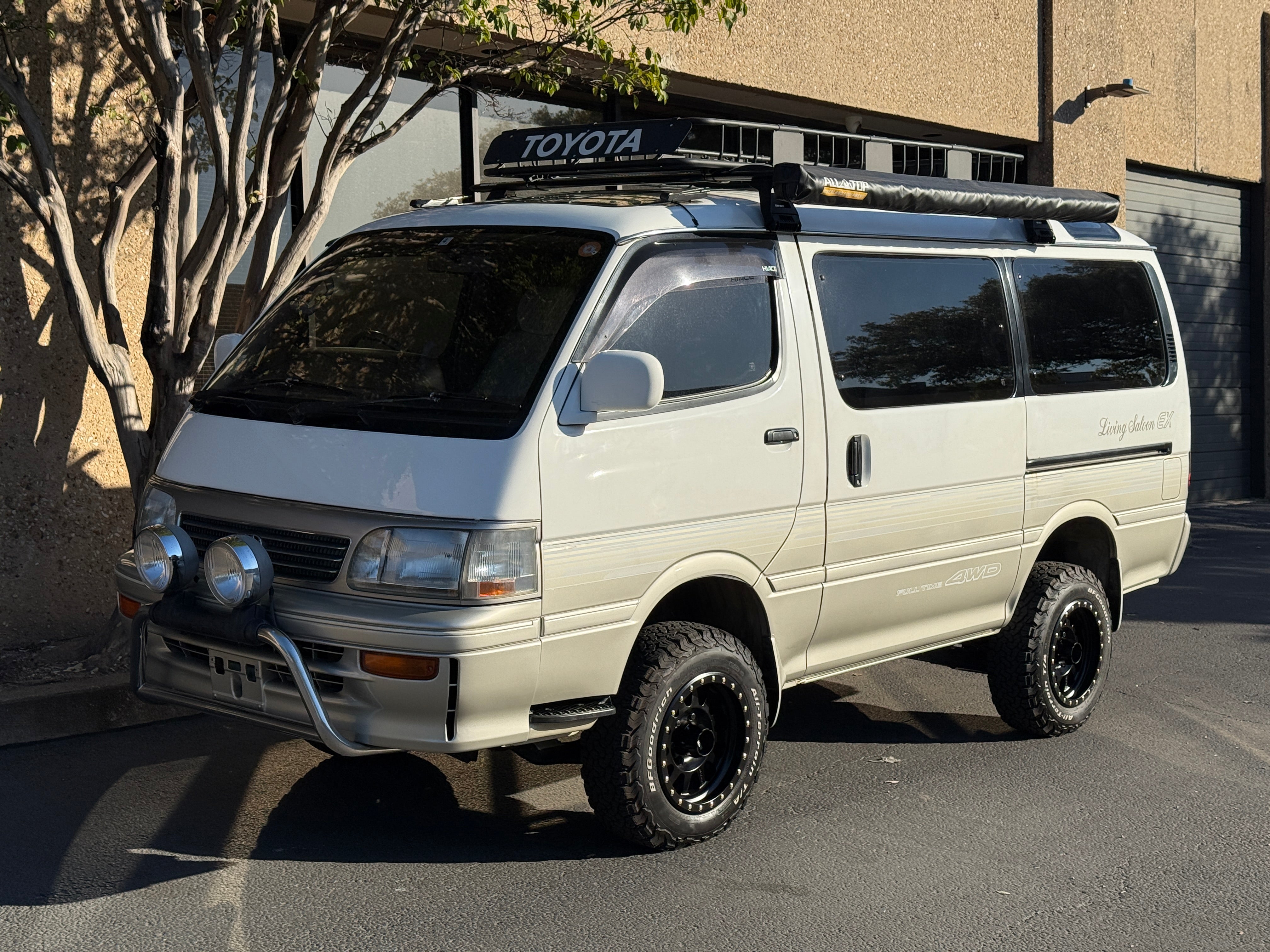 1996 Toyota Hiace Super Custom Diesel 4x4 *SOLD*