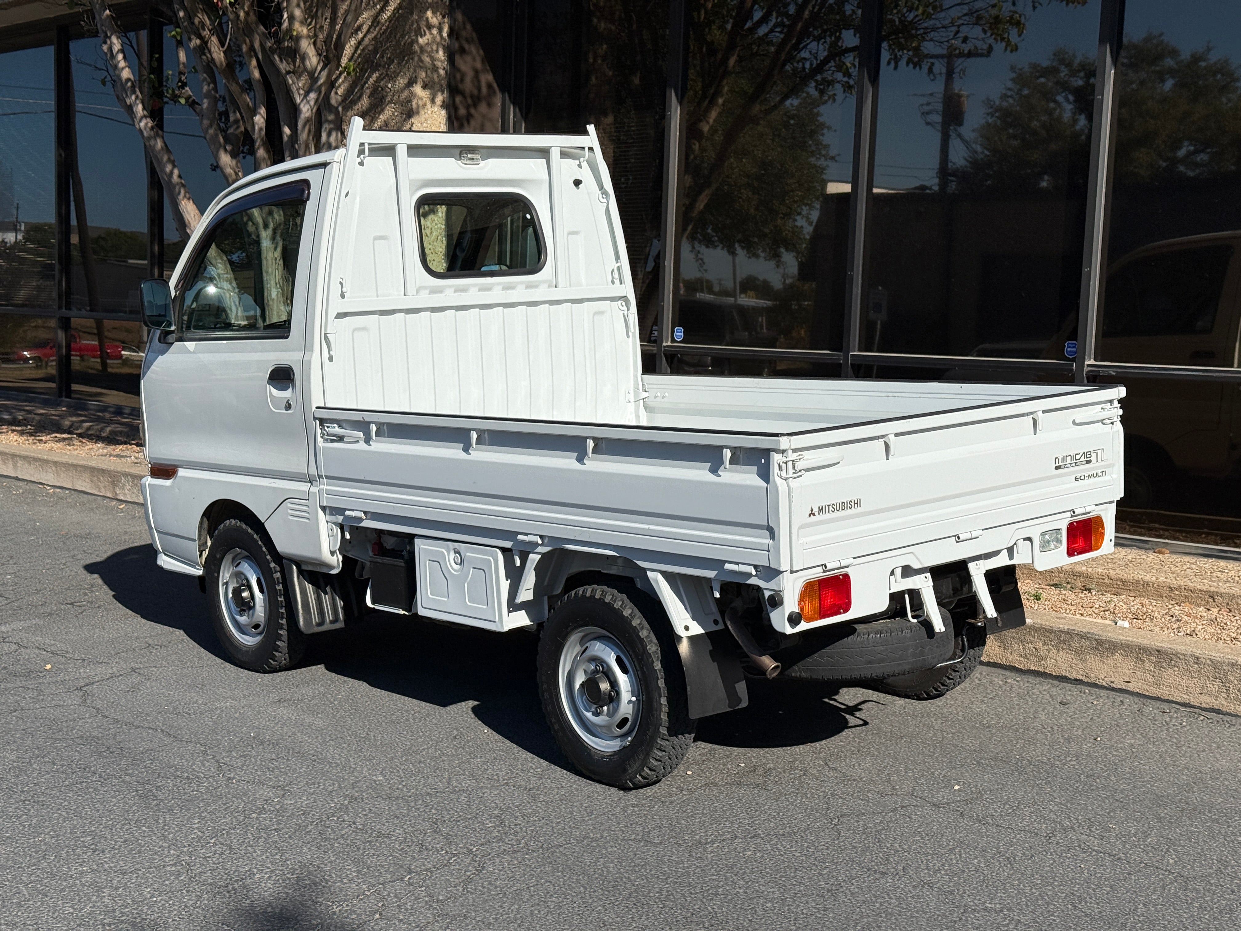 1998 Mitsubishi Minicab TL 4x4 EFI A/C *SOLD*